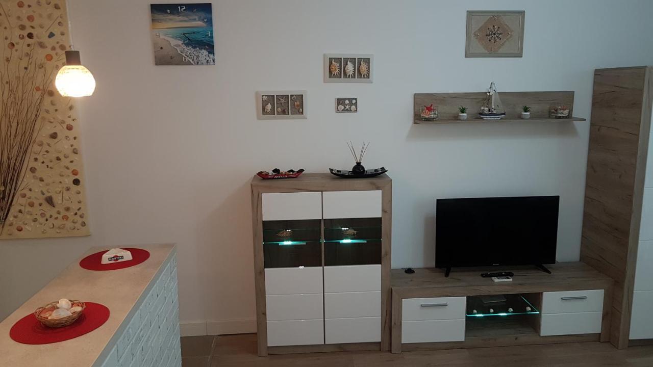 Ferienwohnung Estival Studio By Onix Blue Mamaia Nord Năvodari Exterior foto
