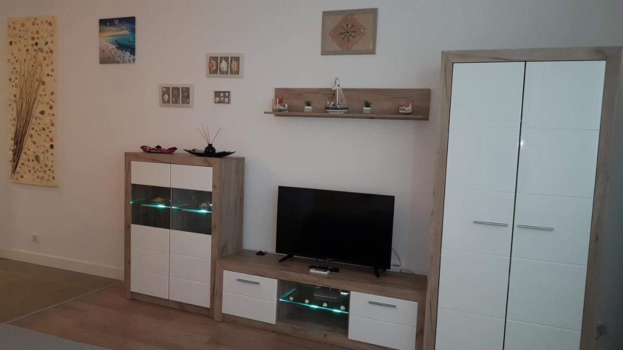 Ferienwohnung Estival Studio By Onix Blue Mamaia Nord Năvodari Exterior foto